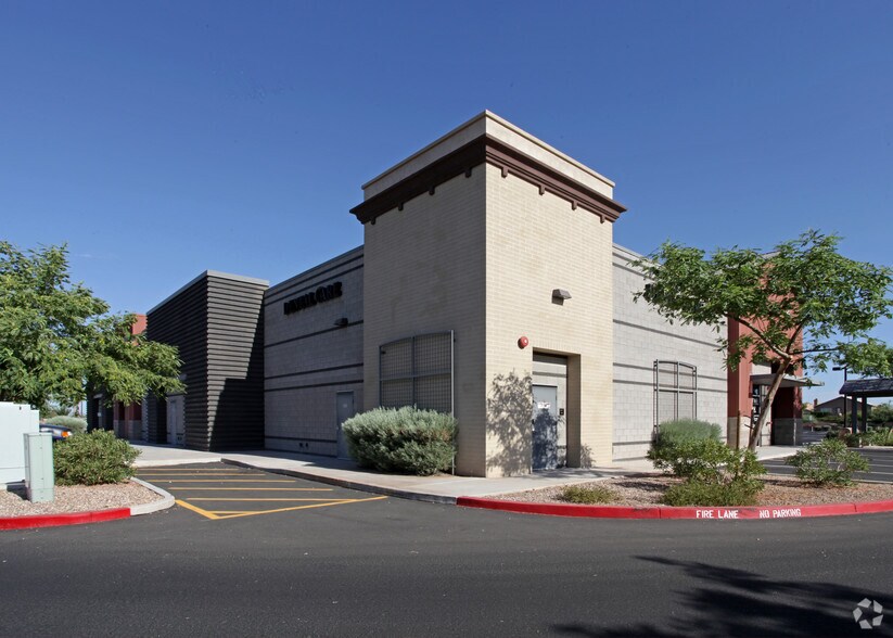 235 E Warner Rd, Gilbert, AZ à vendre - Photo du bâtiment - Image 3 de 16