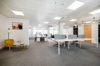 19-21 Great Tower St, London for lease Interior Photo- Image 2 of 10