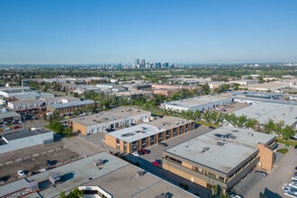 1916A 30 Av NE, Calgary, AB - Aerial map view