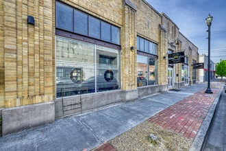 223 Commerce St, Kingsport, TN for lease Interior Photo- Image 2 of 5