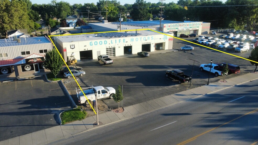 211-221 11th Ave N, Nampa, ID for sale - Building Photo - Image 2 of 17