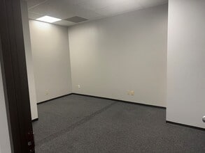 9810 FM 1960 Bypass Rd W, Humble, TX for lease Interior Photo- Image 1 of 5
