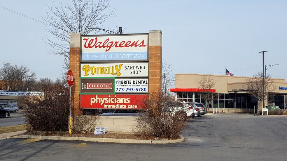 5961 N Lincoln Ave, Chicago, IL à louer - Photo du bâtiment - Image 3 de 7