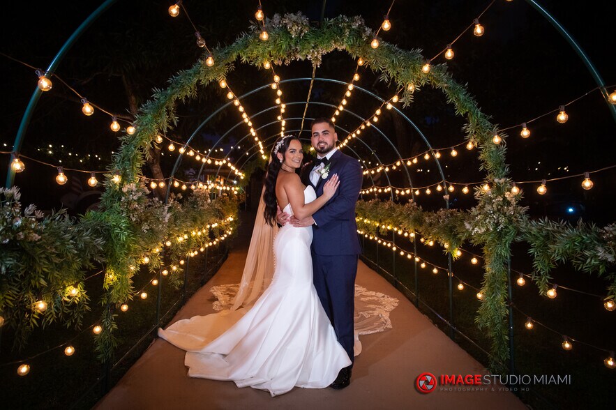 13980 232nd St, Miami, FL à vendre - Photo du bâtiment - Image 3 de 58