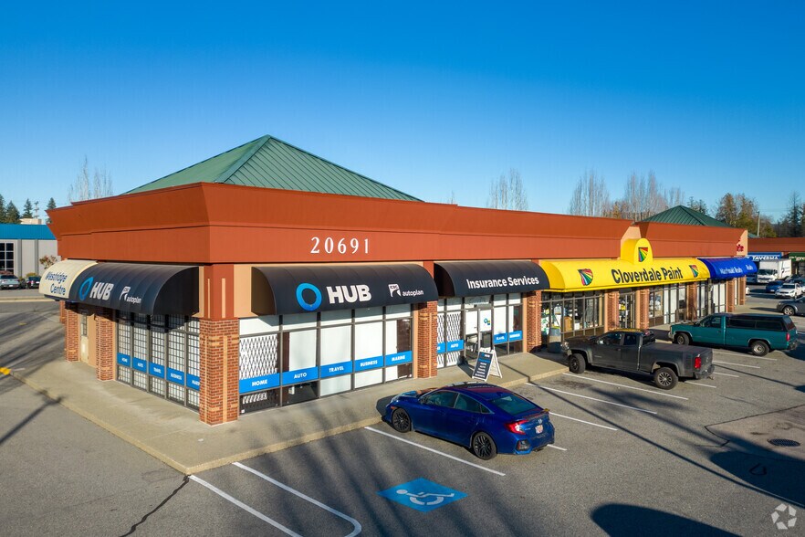 20691 Lougheed Hwy, Maple Ridge, BC à louer - Photo principale - Image 1 de 6