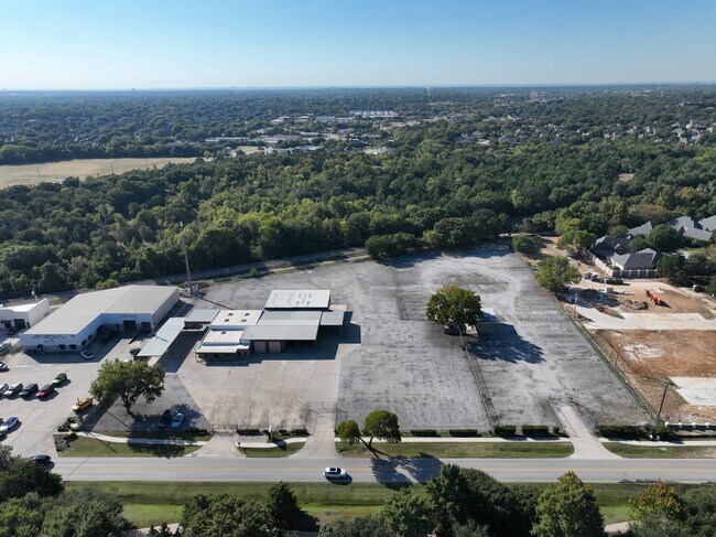 Plus de détails pour 1809 John McCain Rd, Colleyville, TX - Industriel à louer