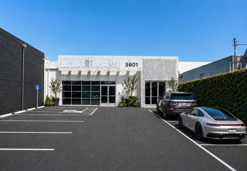 5901 Blackwelder St, Culver City, CA for lease - Building Photo - Image 1 of 9