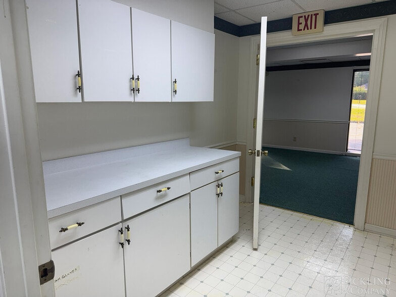 123 Sparta Hwy, Eatonton, GA for sale - Building Photo - Image 3 of 13