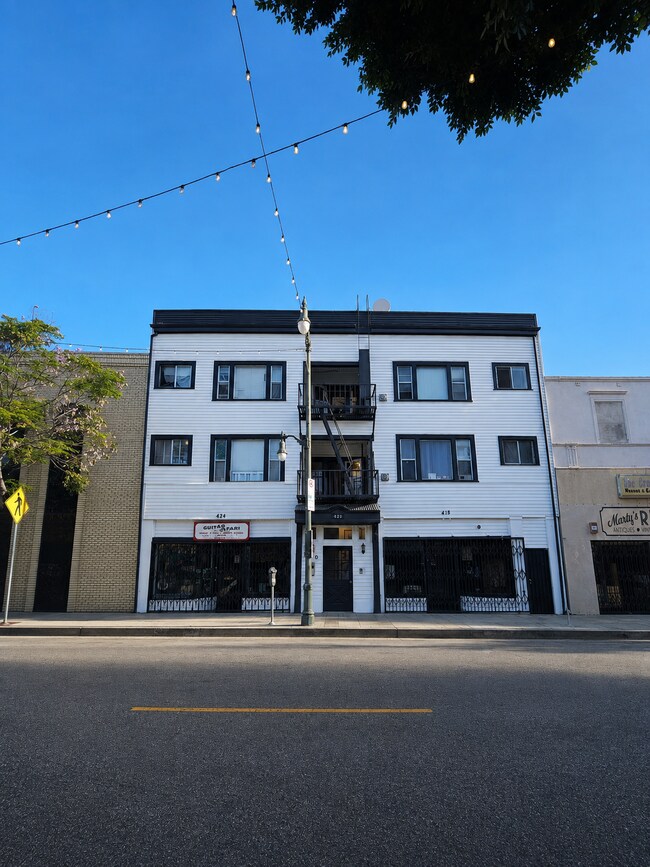 More details for 418-424 W 6th St, San Pedro, CA - Multifamily for Sale
