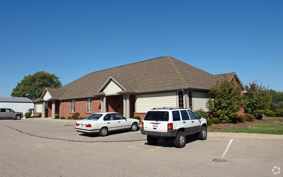 10777-10801 Yankee St, Dayton, OH à louer - Photo du bâtiment - Image 2 de 13