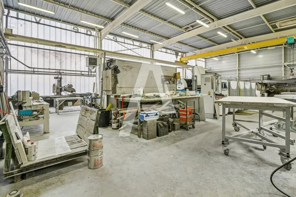 Flex in Choisy-le-Roi for lease Interior Photo- Image 1 of 6