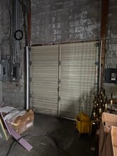 75-79 Swansea Mall Dr, Swansea, MA à louer Photo intérieure- Image 2 de 2