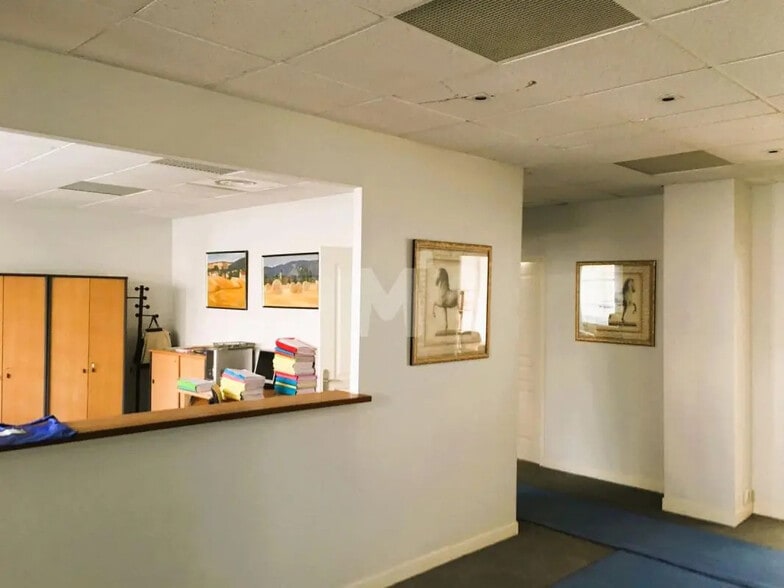 Office in Évry-Courcouronnes for lease - Interior Photo - Image 3 of 8