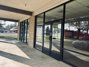8835-8893 Greenback Ln, Orangevale, CA for lease Building Photo- Image 1 of 3