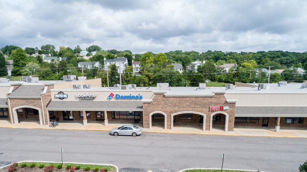 100-111 Hilltop Village Center Dr, Eureka, MO for lease - Building Photo - Image 3 of 5