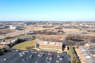 8650 Hudson Blvd, Lake Elmo, MN - Aerial map view