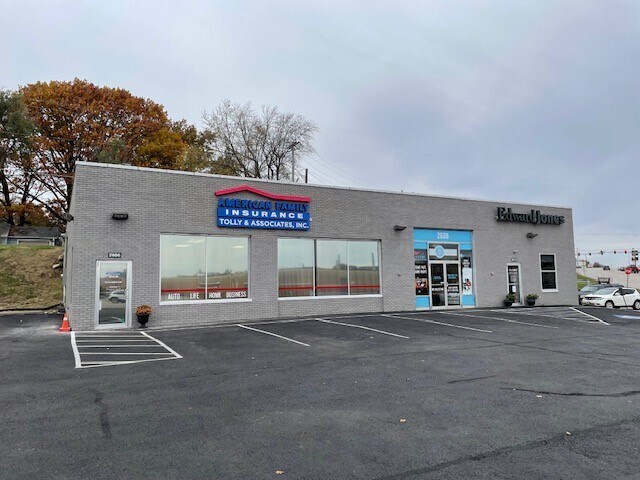 2606-2608 N Belt Hwy, Saint Joseph, MO for lease - Building Photo - Image 2 of 2