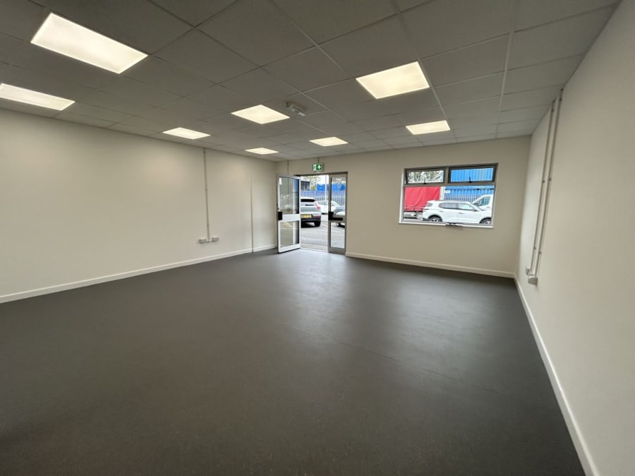 62 Valley Rd, Plymouth for lease Interior Photo- Image 1 of 4