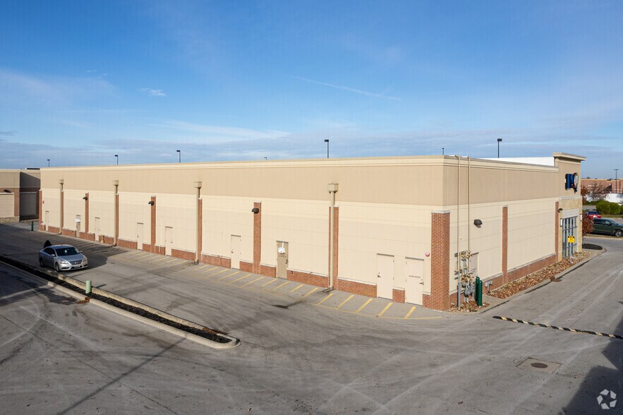 12951 Shelbyville Rd, Louisville, KY for lease - Building Photo - Image 3 of 5