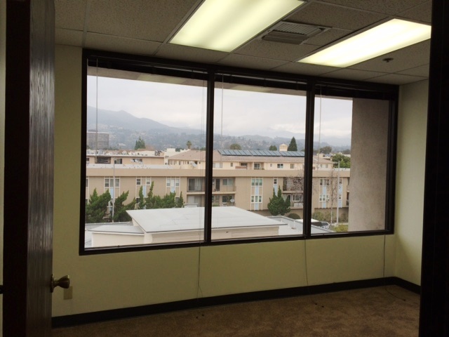 230 N Maryland Ave, Glendale, CA for lease - Interior Photo - Image 3 of 11