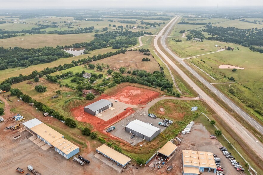 5286 NE Highway 33, Guthrie, OK à vendre - Photo du bâtiment - Image 2 de 21