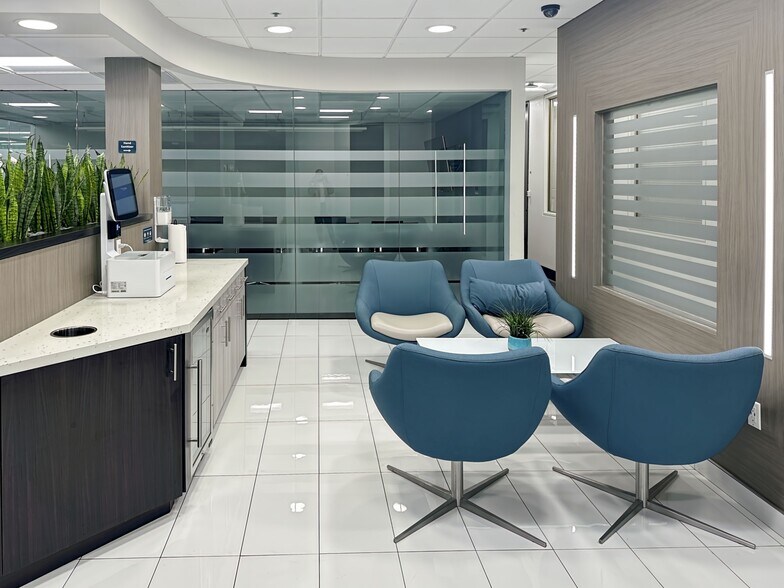 468 N camden Dr, Beverly Hills, CA à louer - Photo intérieure - Image 3 de 12