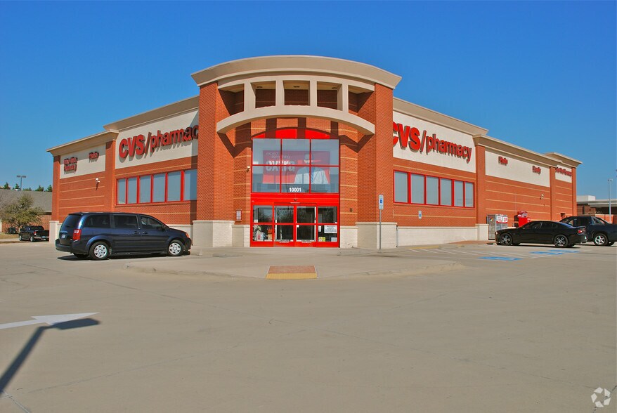10001 Custer Rd, Plano, TX à vendre - Photo du bâtiment - Image 3 de 11