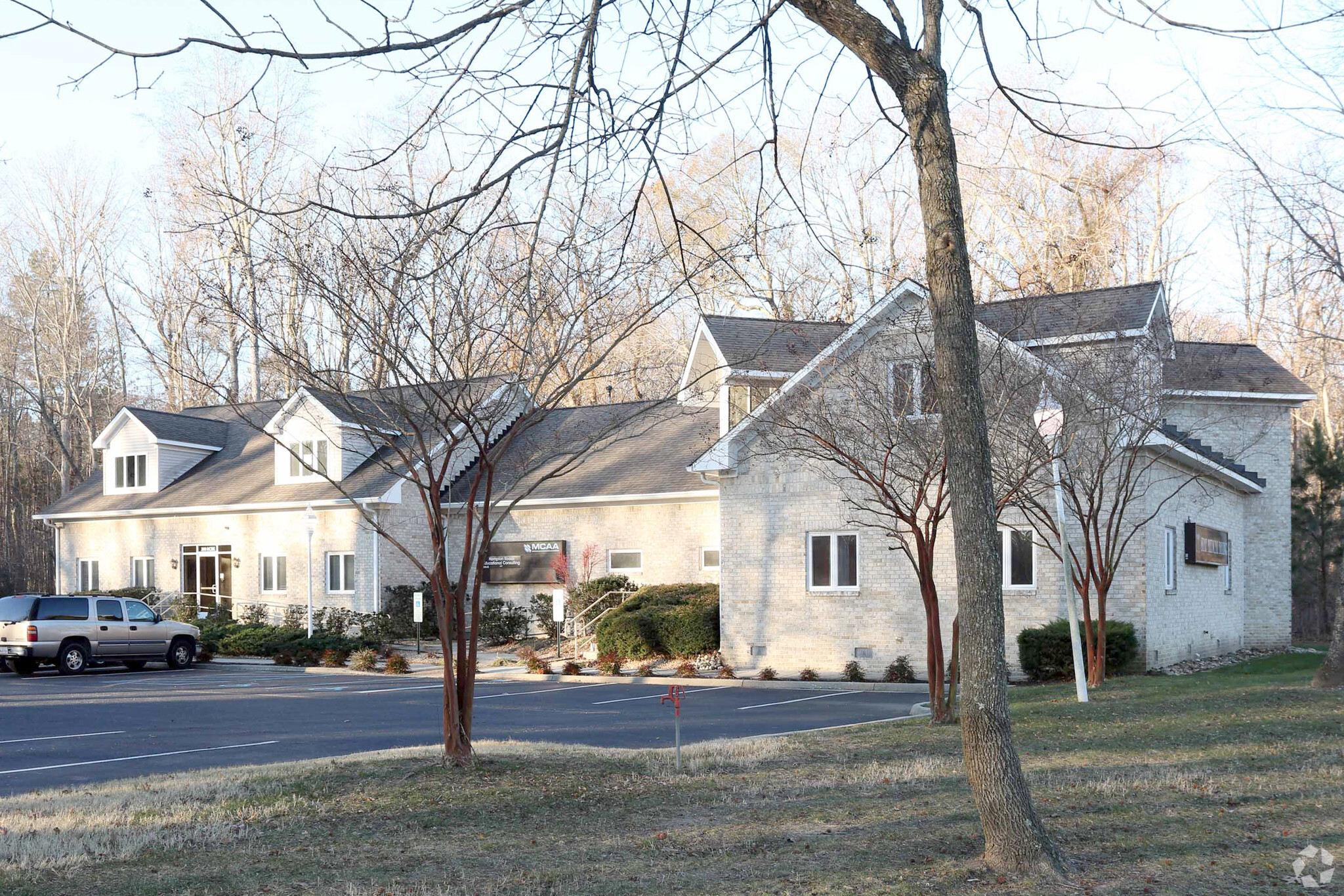 200 City Hall Ave, Poquoson, VA for sale Primary Photo- Image 1 of 1