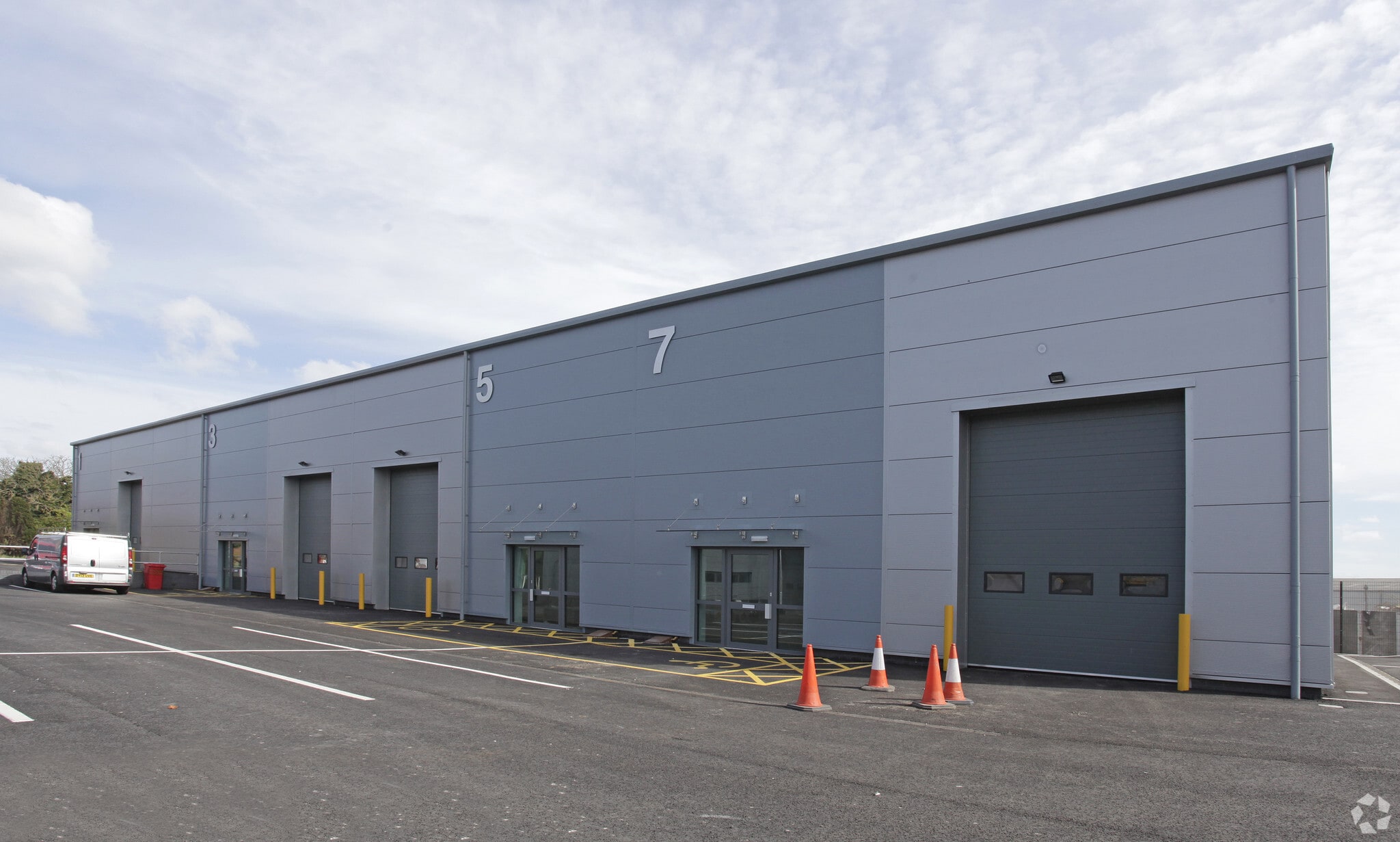 Lower Cape, Warwick for lease Primary Photo- Image 1 of 3