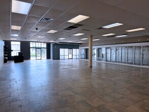 7718-7730 E 37th St, Wichita, KS for lease Interior Photo- Image 1 of 3
