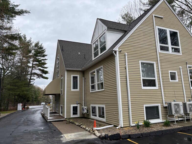 195 Hanover St, Hanover, MA à louer - Photo du bâtiment - Image 2 de 4