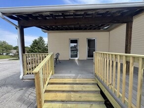 4621 Shrank Dr, Independence, MO for lease Interior Photo- Image 1 of 4