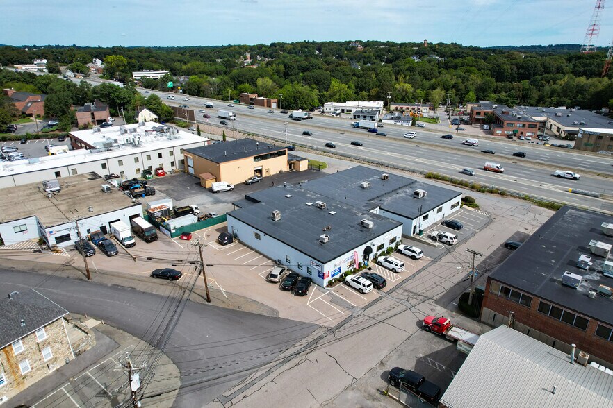 15-19 Kearney Rd, Needham, MA à louer - Photo du bâtiment - Image 3 de 10