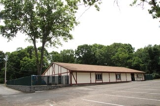 Plus de détails pour 70A Washington Ave, North Haven, CT - Commerce de détail à louer