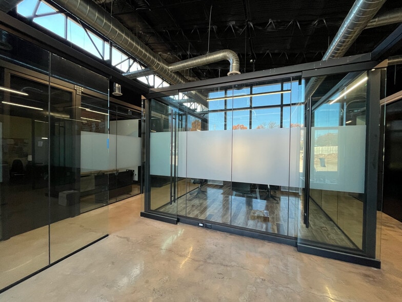 4601 Messer Airport Hwy, Birmingham, AL for lease - Interior Photo - Image 3 of 13