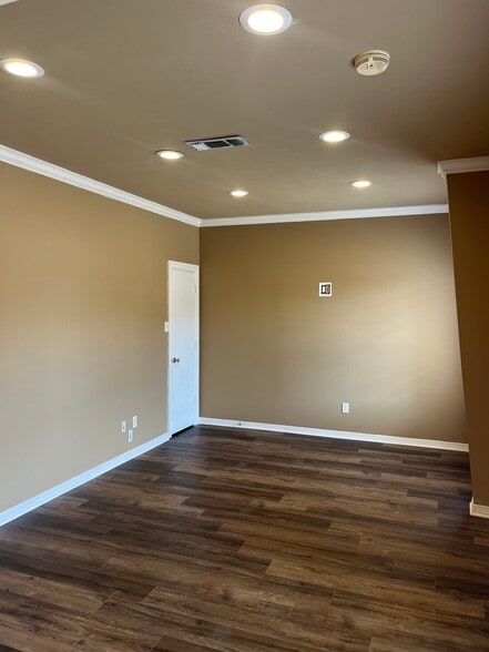 13186 TX-110 Hwy, Tyler, TX for lease - Interior Photo - Image 2 of 22