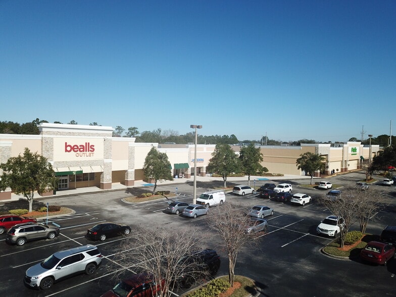 950 Blanding Blvd, Orange Park, FL for lease - Primary Photo - Image 1 of 15