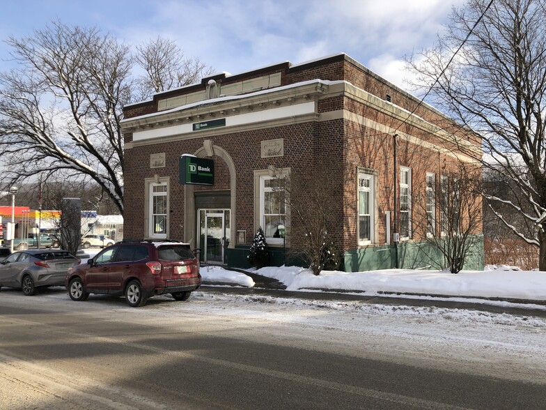 93 Main St, Richford, VT à vendre - Photo principale - Image 1 de 1