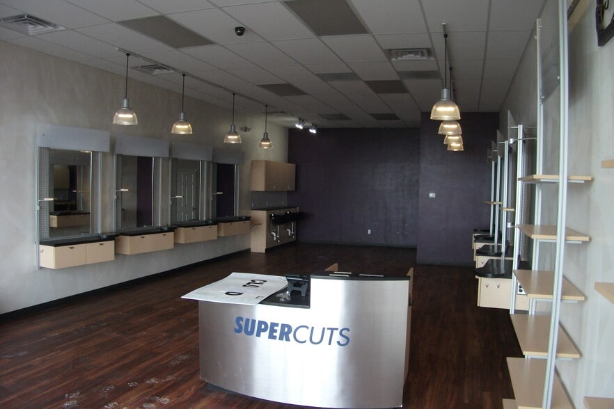 3095 Talon Dr, Casper, WY for lease - Building Photo - Image 3 of 5