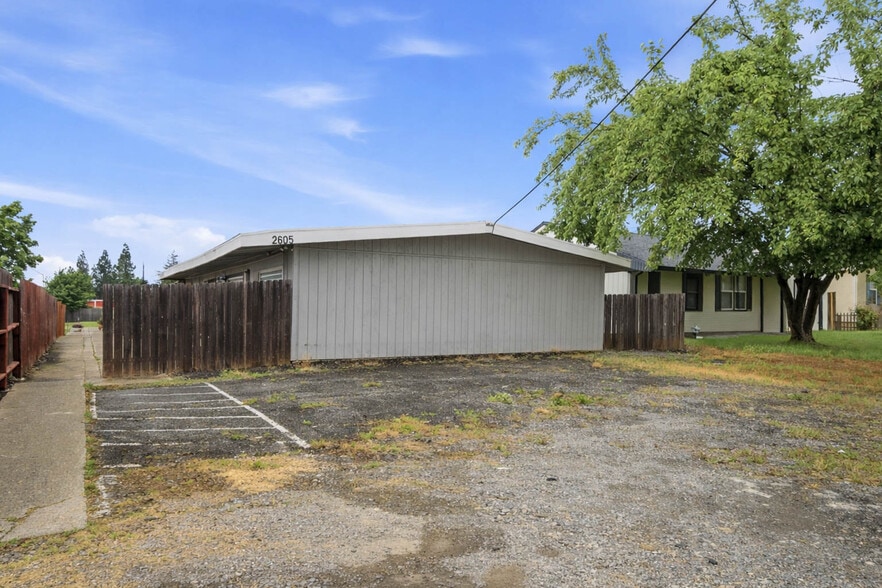 2605 Albatross Way, Sacramento, CA for sale - Building Photo - Image 2 of 60