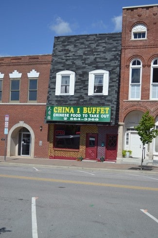 More details for 117 W Franklin St, Delphi, IN - Retail for Sale