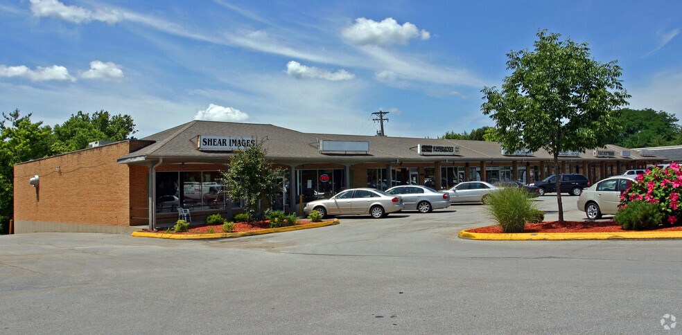 11032-11054 Olive Blvd, Saint Louis, MO for sale - Building Photo - Image 3 of 4