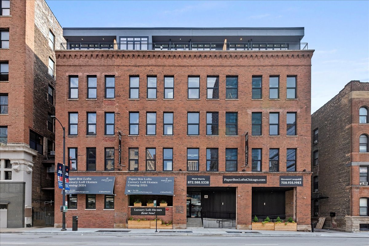 153 W Ohio St, Chicago, IL for lease Building Photo- Image 1 of 14