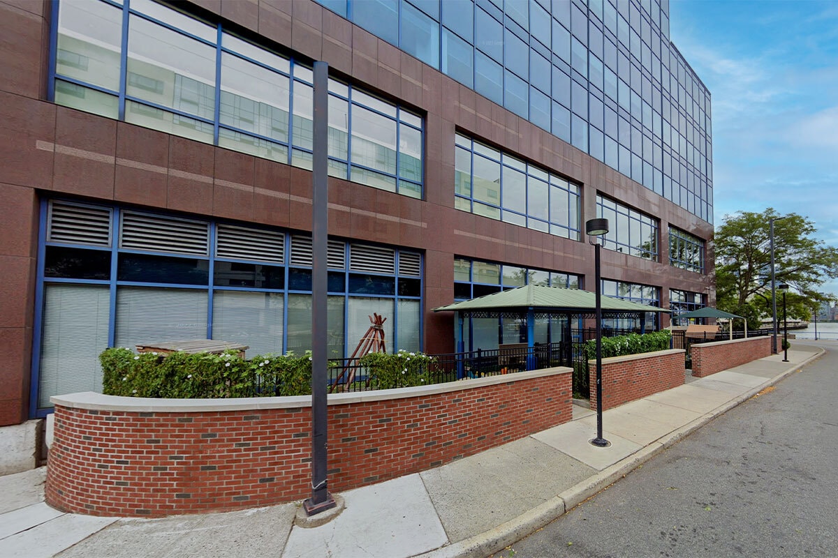 1000 Harbor Blvd, Weehawken, NJ for lease Interior Photo- Image 1 of 3