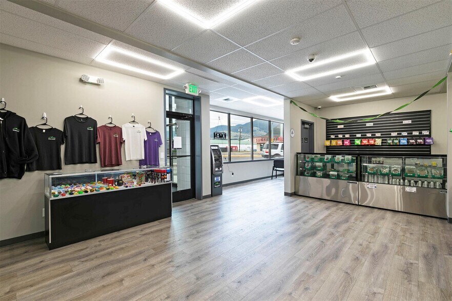 2401 Brooks St, Missoula, MT for sale - Building Photo - Image 2 of 8