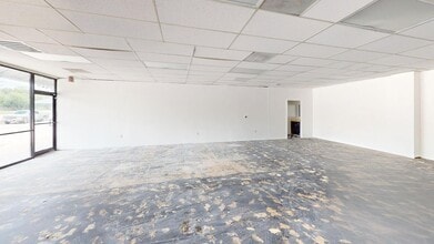 6220 Binz Engleman Rd, San Antonio, TX for lease Interior Photo- Image 1 of 5