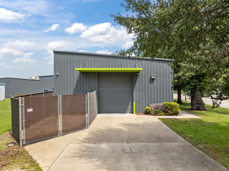 1150 S Greene St, Greenville, NC for lease - Building Photo - Image 3 of 14