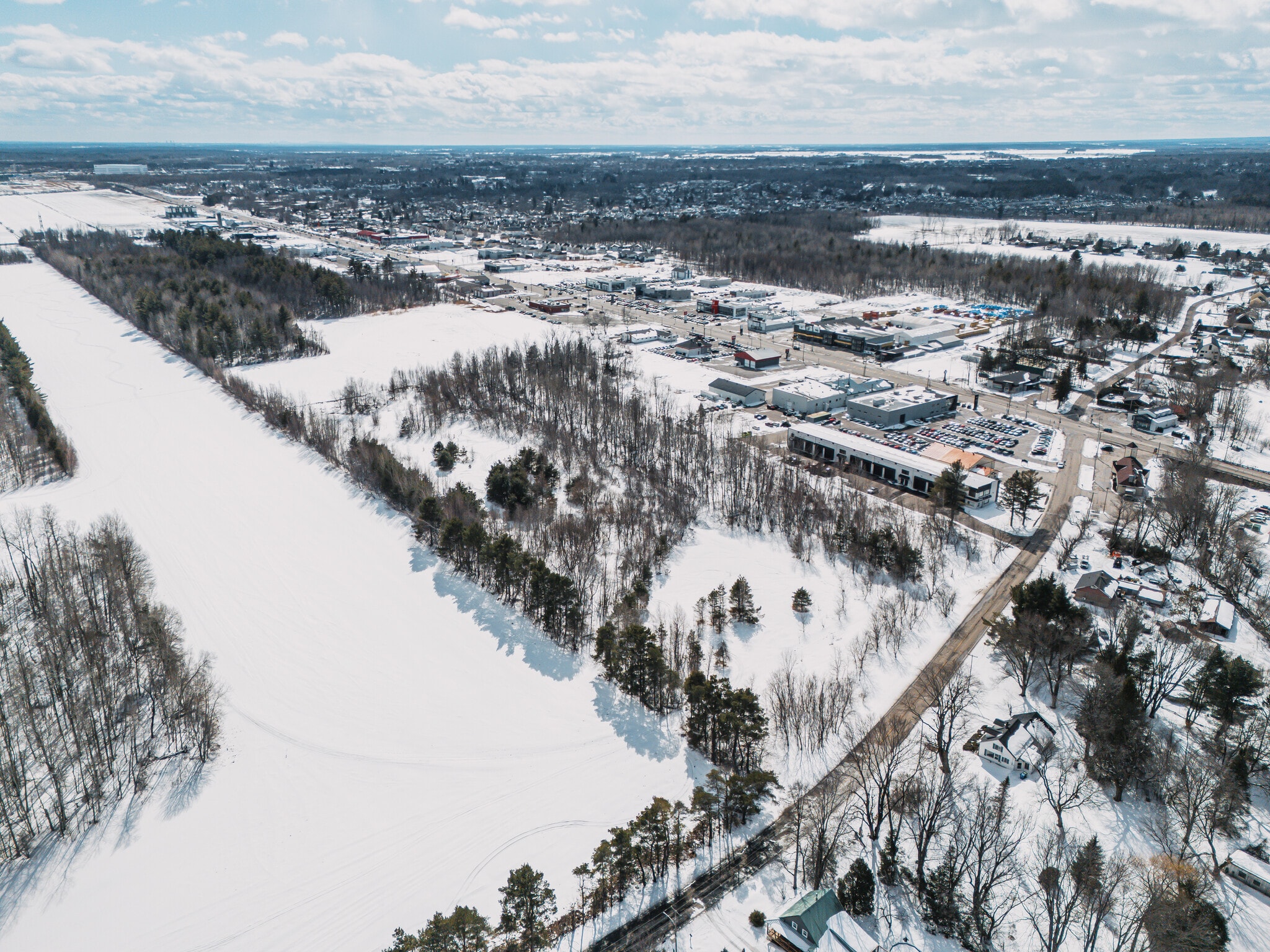 591 QC-131, Notre-dame-des-prairies, QC for sale Primary Photo- Image 1 of 3