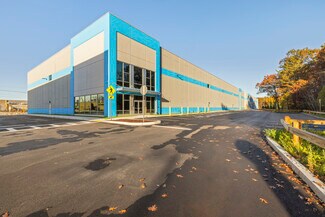 Plus de détails pour 38 Upton Dr, Wilmington, MA - Industriel à louer