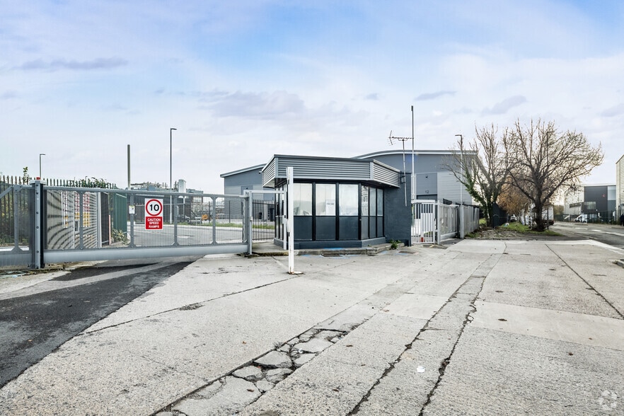 Acornfield Rd, Liverpool for lease - Building Photo - Image 3 of 20